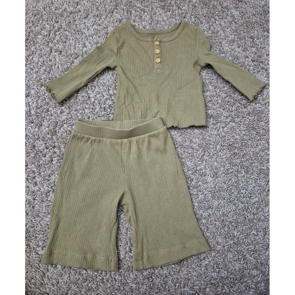 Little Co organic 2 piece outfit size 6 months